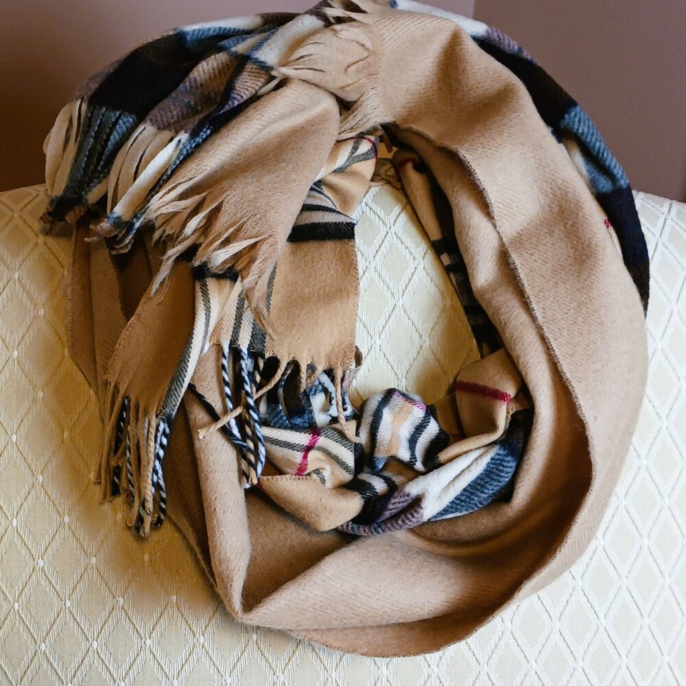 FALL COLOURS 3 scarf wrap cozy warm beige browns creams tans greys red EUC